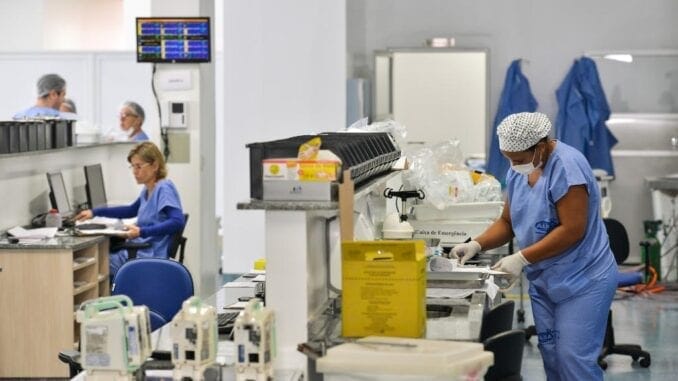 Profissionais de Saúde Profissionais de saúde relatam ansiedade, tristeza e depressão