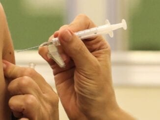 Vacinação contra a gripe começa hoje (12/04) em todo o país