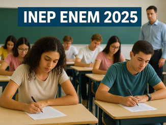 Fotografia de estudantes realizando prova em sala de aula.