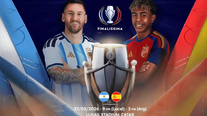 Messi e Lamine Yamal frente a frente com a taça da Finalíssima entre Argentina e Espanha no Estádio Lusail, no Catar